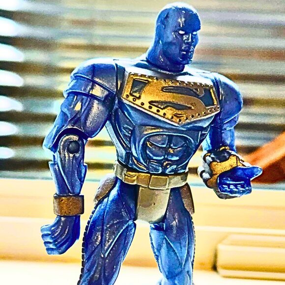 Vintage Steel 1995 Superman Man of Steel - Kenner - DC  5" Action Figure - Picture 2 of 8